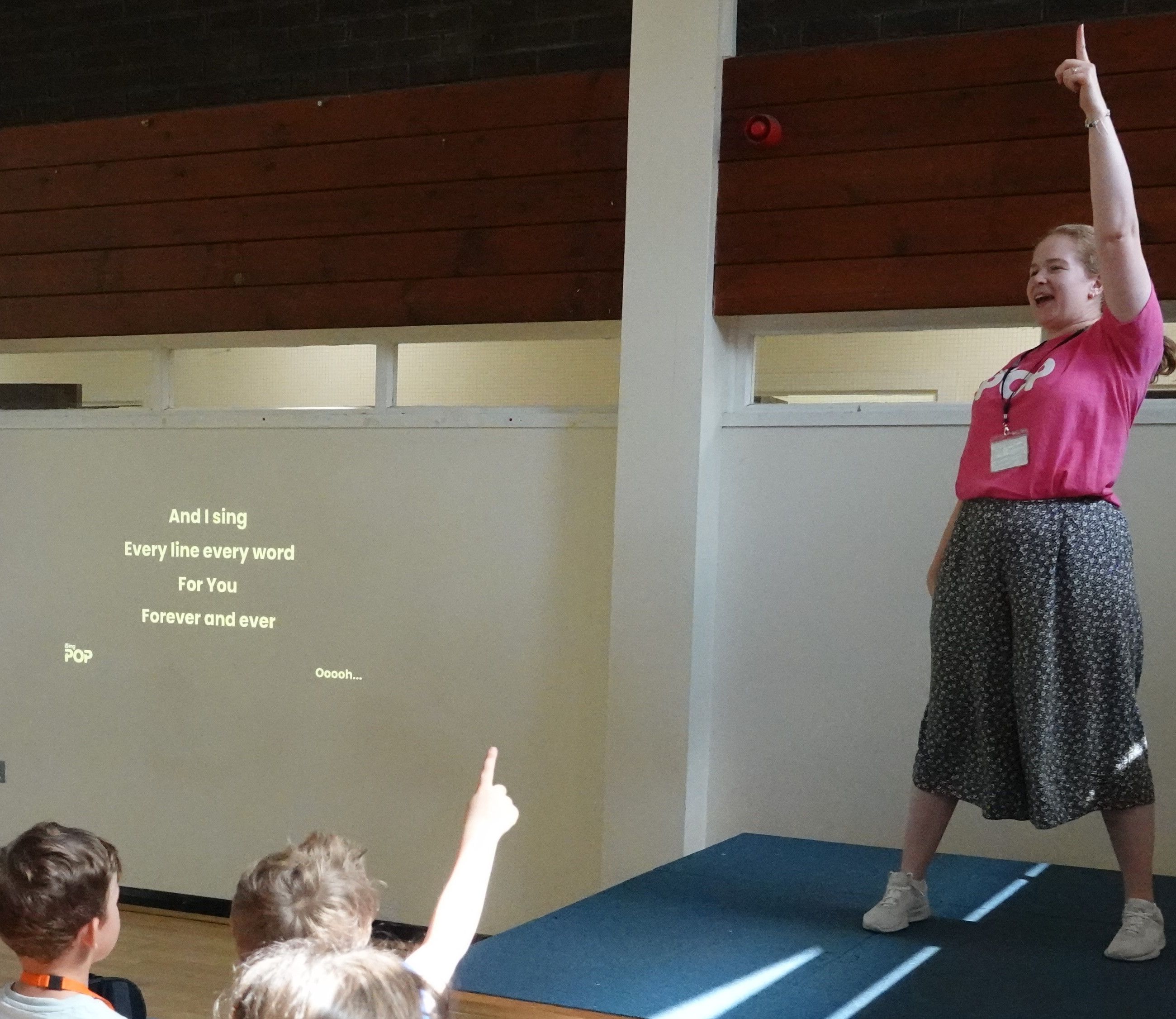 Kirsty Pierson iSingPOP