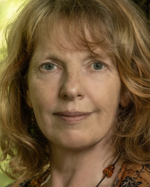 A photo of the face of Liz Dilnot Johnson