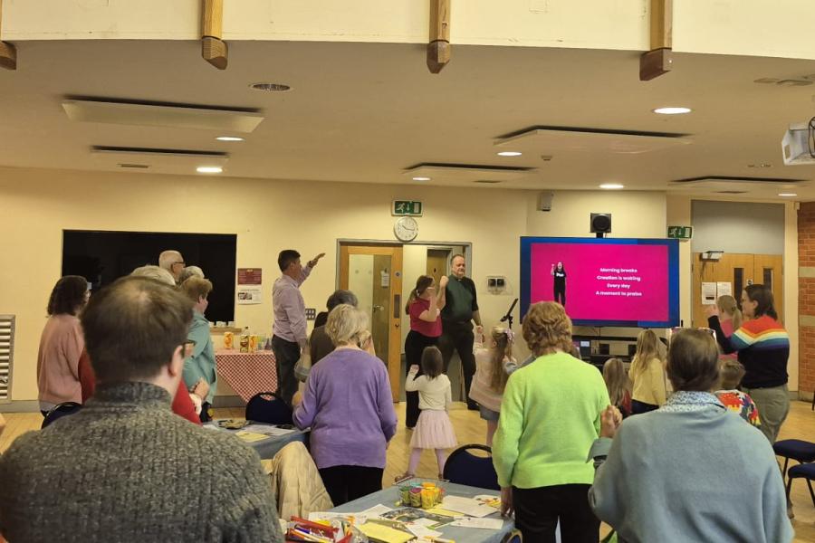 Alvechurch iSingPop cafe church.jpeg